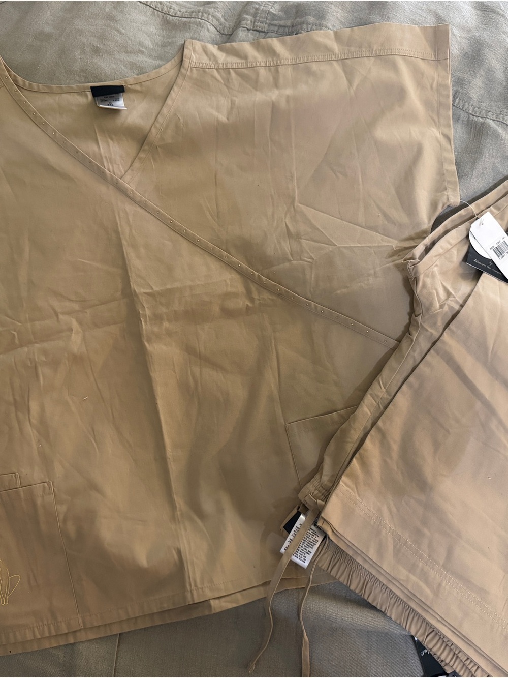 Baby Phat Khaki Tan Medical Scrub Set - V-Neck Top &  Pants. Plus Size 3x